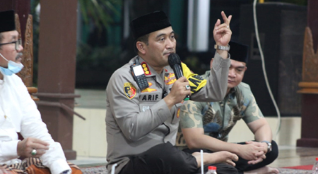 Pemkab Cirebon Lakukan Pembinaan Ideologi dan Wawasan Kebangsaan Forum Ulama Umaroh