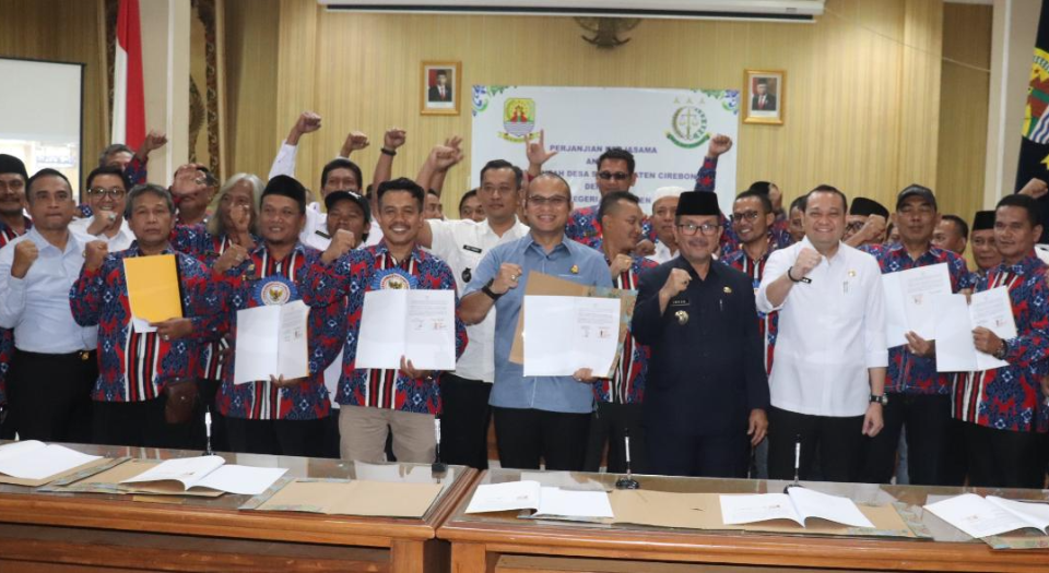 Pemdes bersama Kejari Kabupaten Cirebon Teken MoU Penanganan Permasalahan Hukum Bidang Perdata dan Tata Usaha Negara