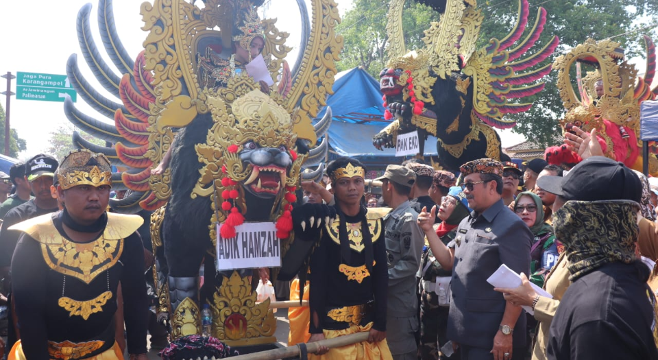 Hadiri Karnaval Budaya Gegesik 2023, Bupati Imron: Lestarikan Tradisi Cirebon