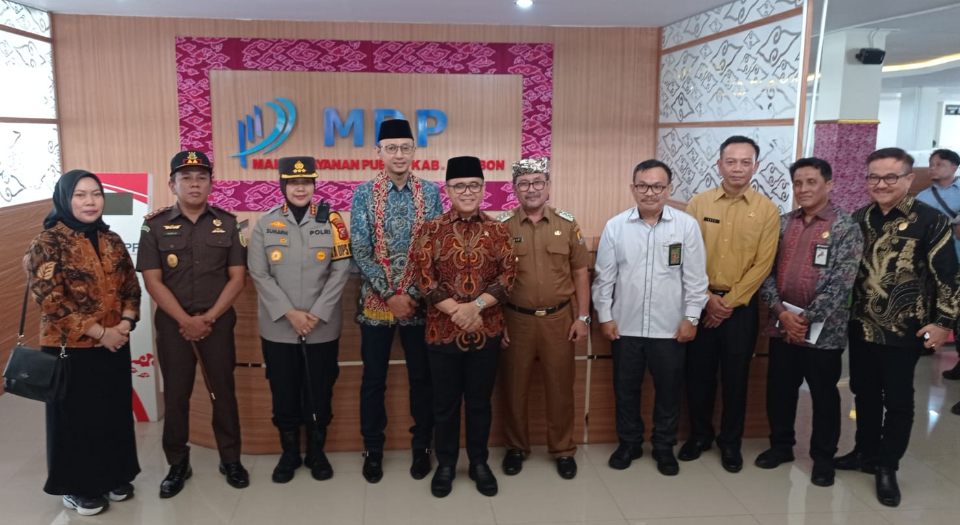 Menpan RB Lakukan Sidak, Bupati Imron Dorong Optimalisasi MPP Kabupaten Cirebon