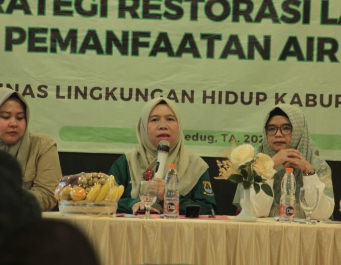 DLH Kabupaten Cirebon Gelar Sosialisasi Pemanfaatan Air Hujan dan Restorasi Lahan