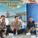 Komitmen Pemkab Cirebon Sejahterakan Petani Garam di Losari